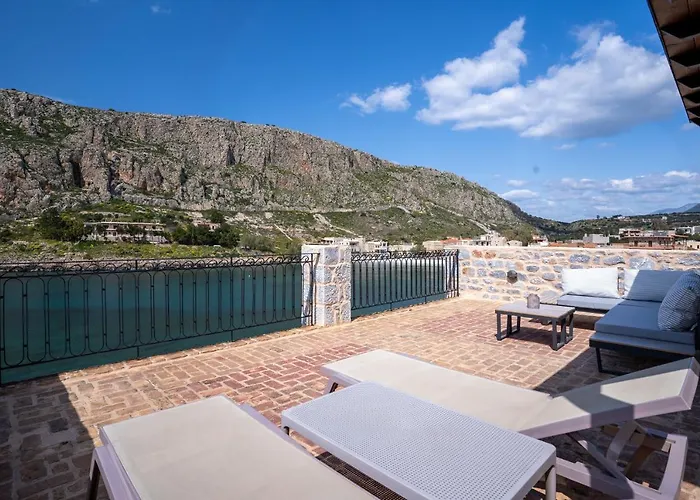 Laoula Guest house 4*