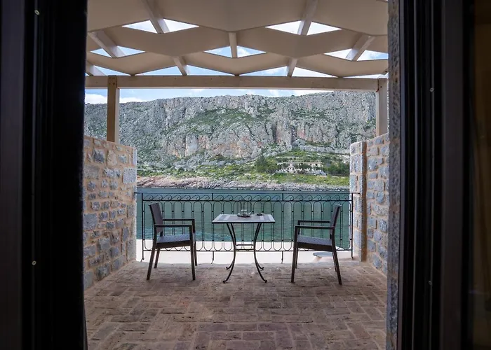 Laoula Πανσιόν Γερολιμένας