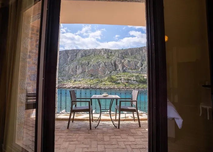 Laoula 4* Γερολιμένας