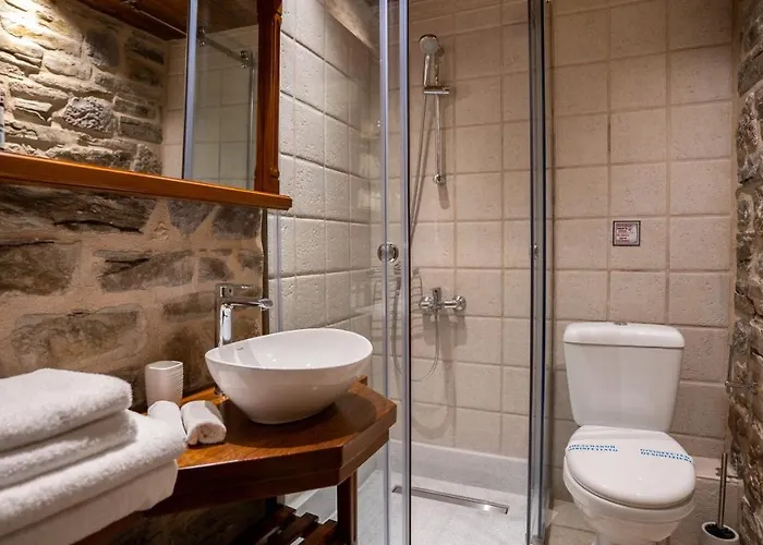 Laoula Gasthof Yerolimin